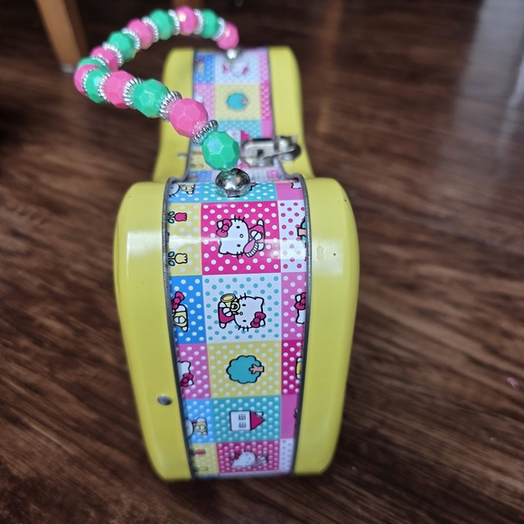 2012 Tin Box Co. Hello Kitty tin‎ purse - Picture 7 of 7